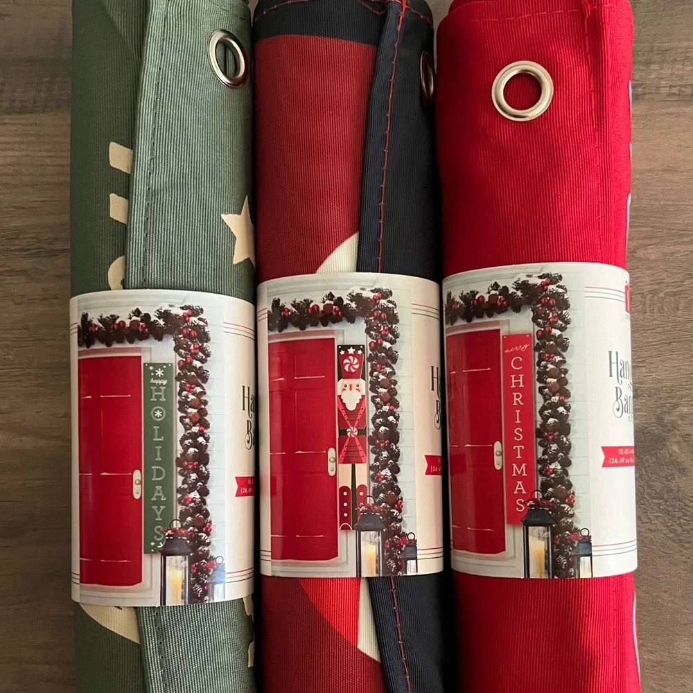 Target Bullseyes Playground Merry Christmas Hanging Banners
